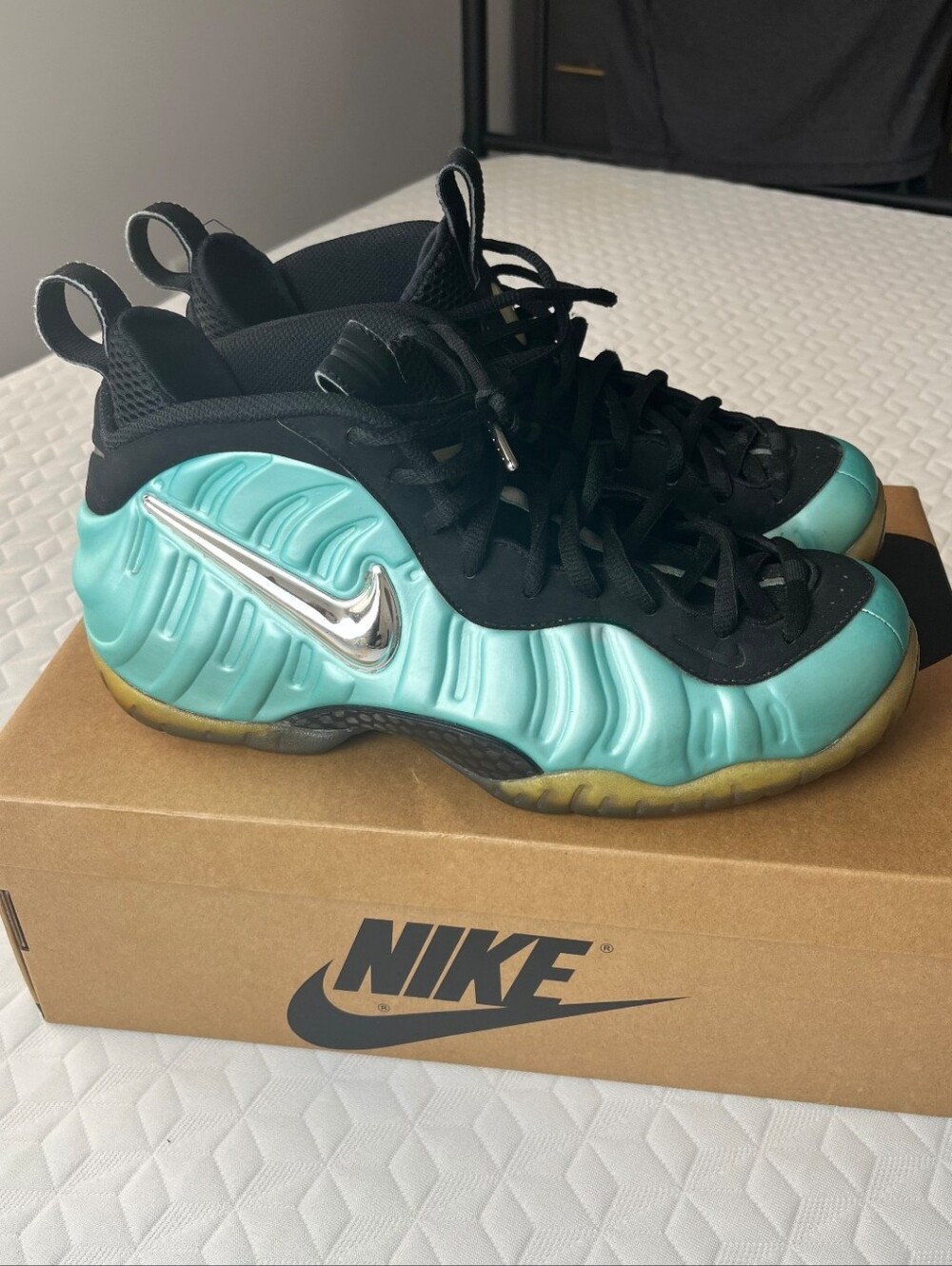 Nike Air Foamposite Pro "Island Green" Mens (Size 9.5)